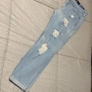Ripped jeans size 7R
